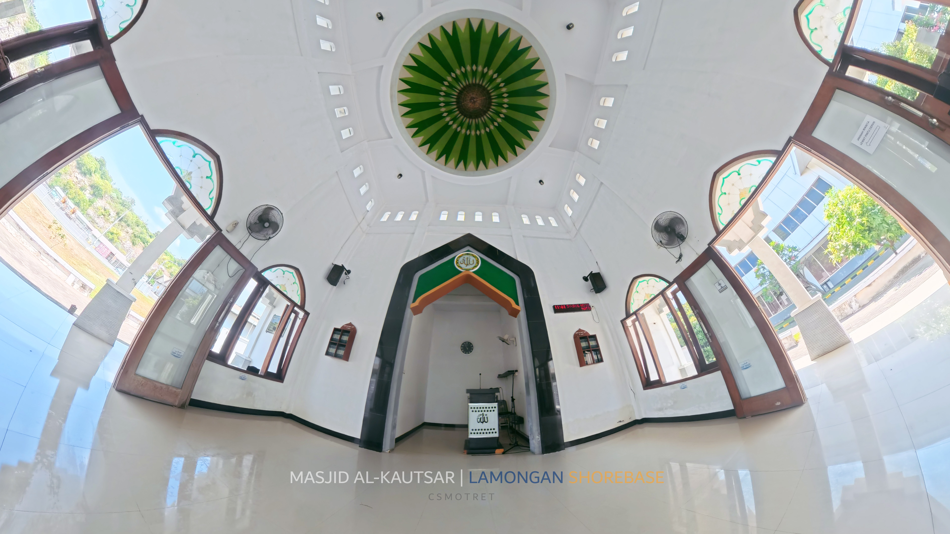 Keindahan Arsitektur Interior Masjid Al-Kautsar